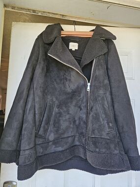 LOFT Women's Black Faux Shearling Zip Jacket